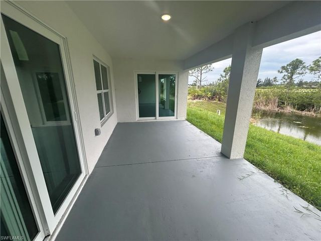 3804 NE 9th PL, Cape Coral, FL 33909