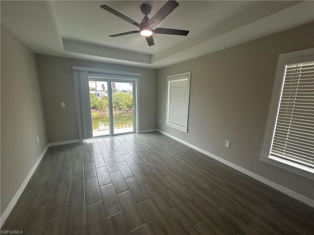 3804 NE 9th PL, Cape Coral, FL 33909