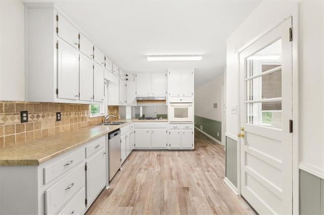 1267 Sycamore Drive SW, Lilburn, GA 30047