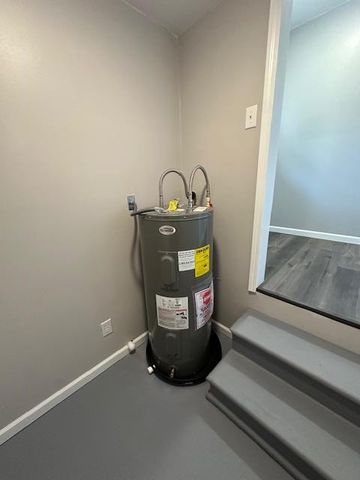 184 McDuff Ln, Camden, TN 38320