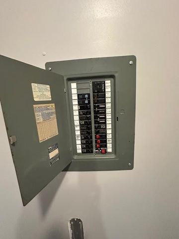 184 McDuff Ln, Camden, TN 38320