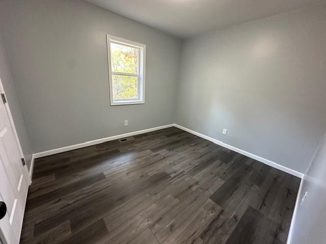 184 McDuff Ln, Camden, TN 38320