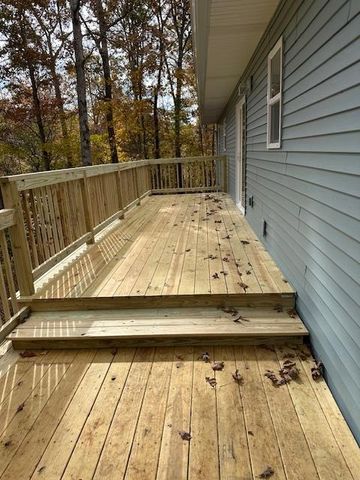 184 McDuff Ln, Camden, TN 38320