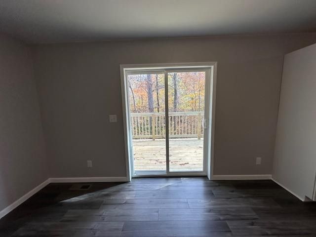 184 McDuff Ln, Camden, TN 38320