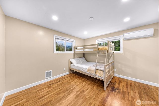 4204 Squalicum Lake Road, Bellingham, WA 98226