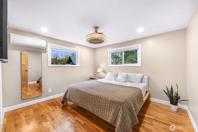 4204 Squalicum Lake Road, Bellingham, WA 98226