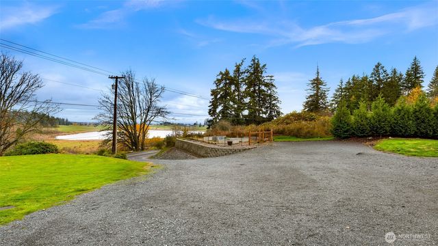 4204 Squalicum Lake Road, Bellingham, WA 98226