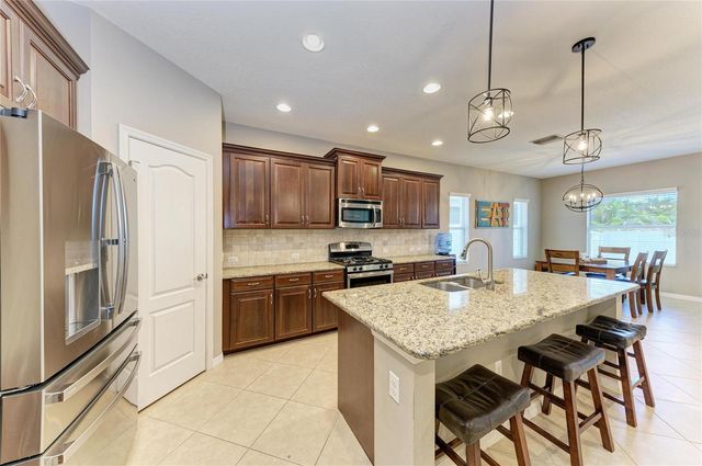 4527 CEDAR BRUSH TERRACE, Sarasota, FL 34243
