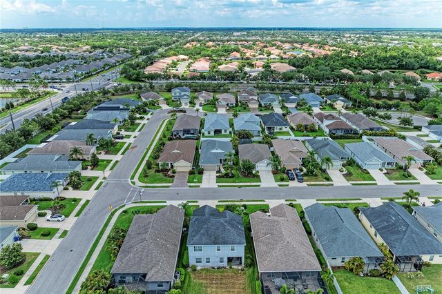 4527 CEDAR BRUSH TERRACE, Sarasota, FL 34243