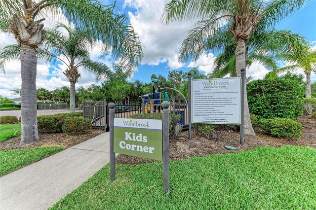 4527 CEDAR BRUSH TERRACE, Sarasota, FL 34243