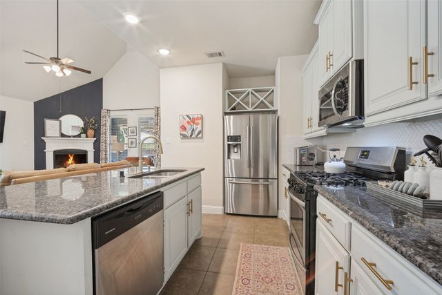 863 Mccall Drive, Fate, TX 75087