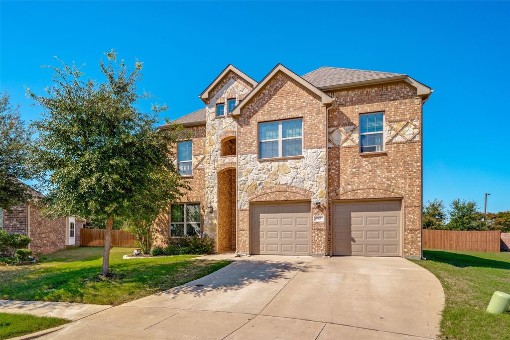 863 Mccall Drive, Fate, TX 75087