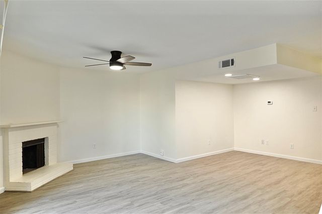 7918 Prestwood Dr 4, Houston, TX 77036