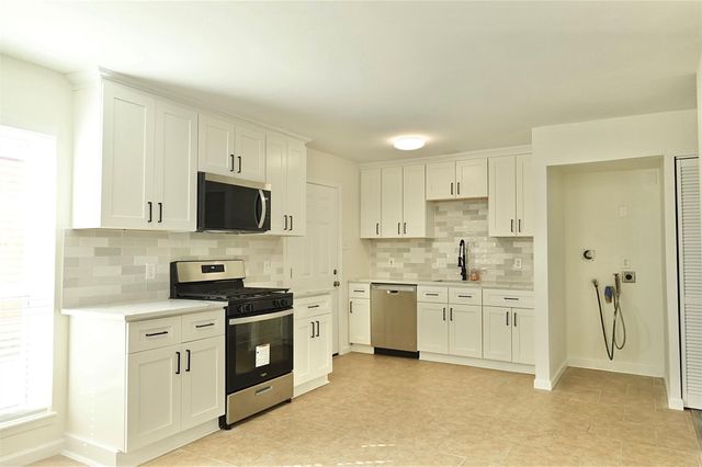 7918 Prestwood Dr 4, Houston, TX 77036