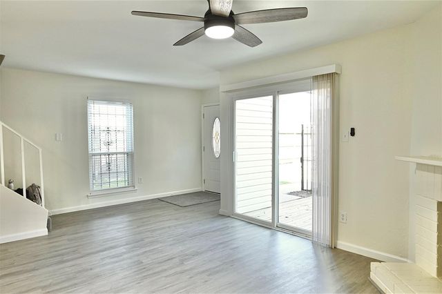 7918 Prestwood Dr 4, Houston, TX 77036