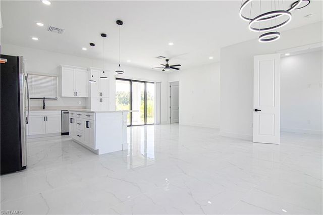 1836 Lindsay ST, Lehigh Acres, FL 33972