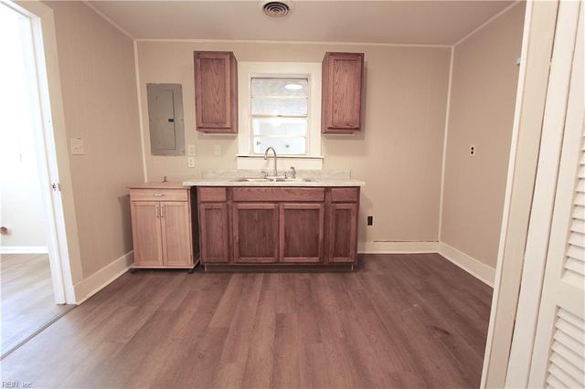 101 Turners Neck RD, Toano, VA 23168
