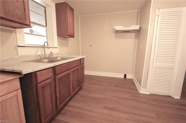101 Turners Neck RD, Toano, VA 23168