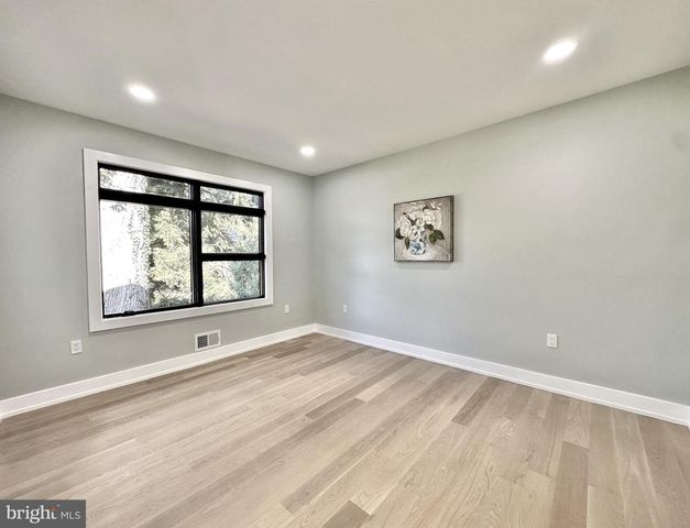 261 MOORE ST, Princeton, NJ 08540