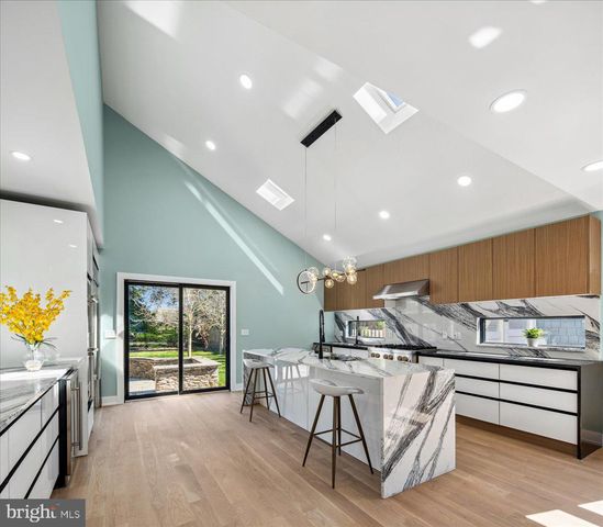 261 MOORE ST, Princeton, NJ 08540