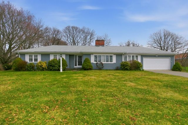 8 Wabasso Terrace, Middletown, RI 02842
