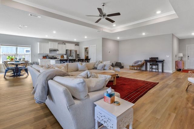 6352 Forest Bay Avenue, Gulf Breeze, FL 32563