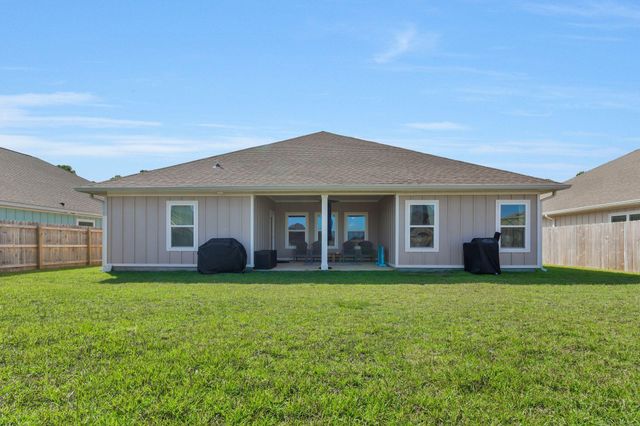 6352 Forest Bay Avenue, Gulf Breeze, FL 32563