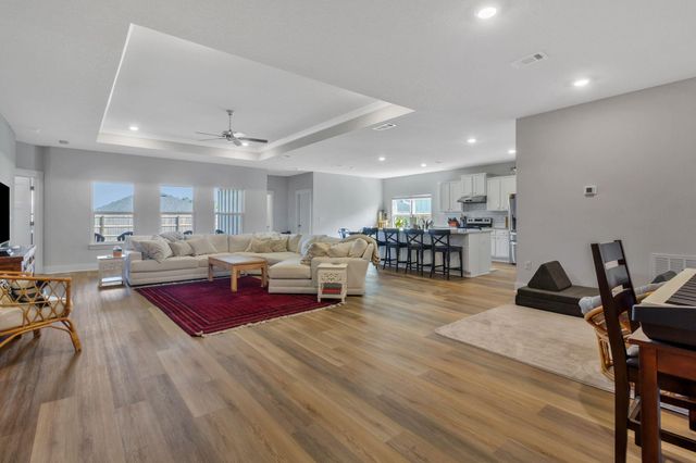 6352 Forest Bay Avenue, Gulf Breeze, FL 32563