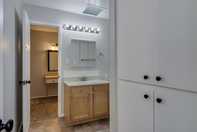 137 E Riviera Drive, Tempe, AZ 85282