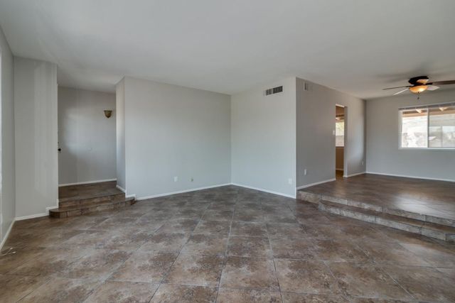 137 E Riviera Drive, Tempe, AZ 85282
