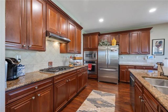 14286 Fairchild, Eastvale, CA 92880