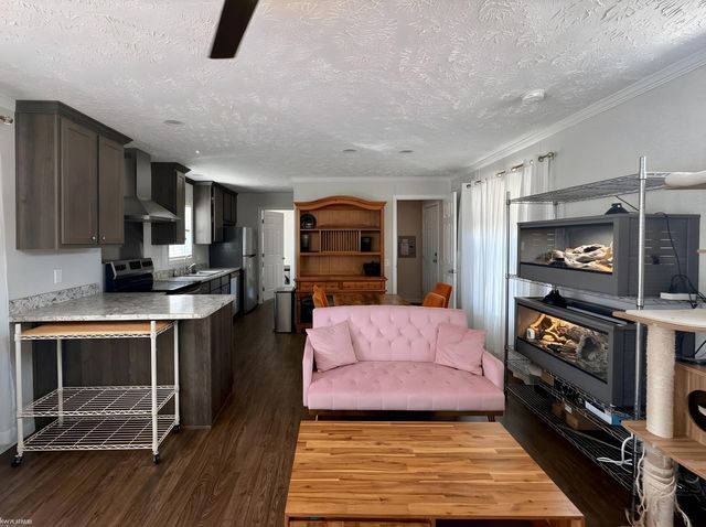 38051 Pardo Drive, Clinton Township, MI 48038