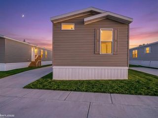 38051 Pardo Drive, Clinton Township, MI 48038