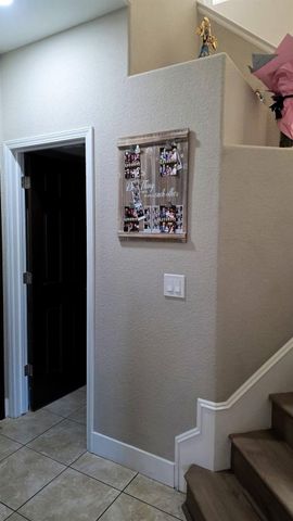 3393 Soda Way, Sacramento, CA 95834