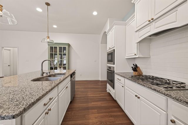 2919 River Flower Lane, Richmond, TX 77406