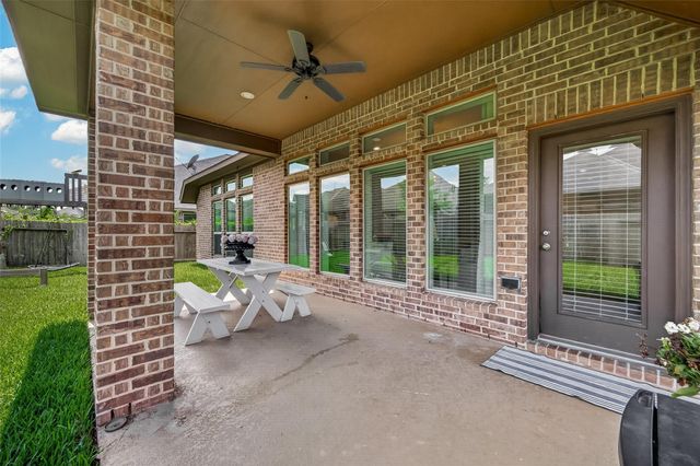 2919 River Flower Lane, Richmond, TX 77406