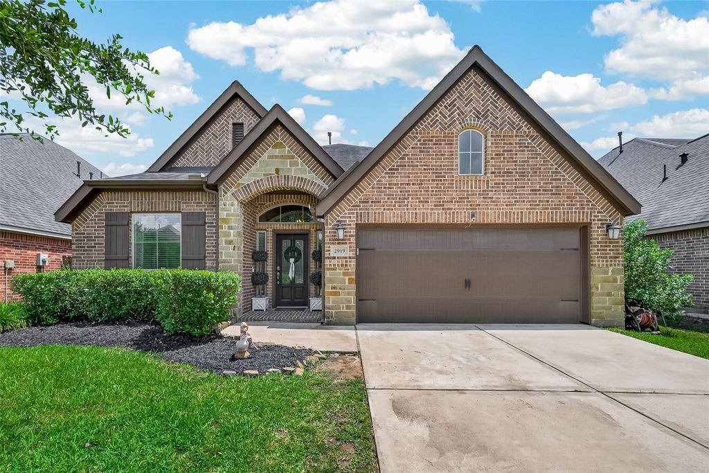 2919 River Flower Lane, Richmond, TX 77406
