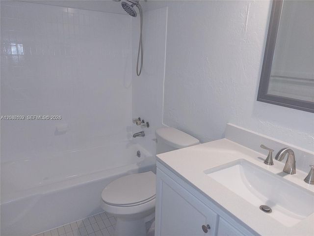 1617 SE 15th Street 605, Fort Lauderdale, FL 33316
