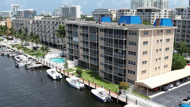 1617 SE 15th Street 605, Fort Lauderdale, FL 33316