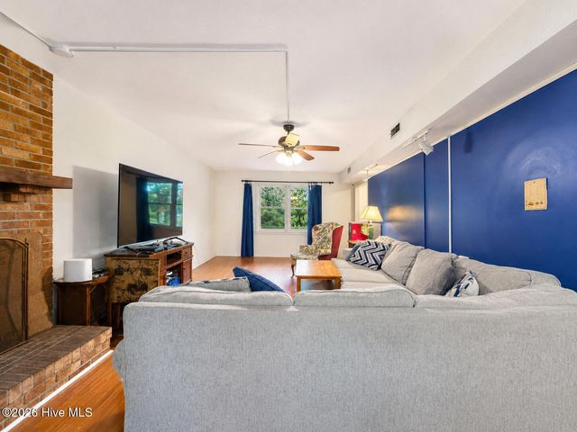 2315 Robert Hoke Road, Wilmington, NC 28412