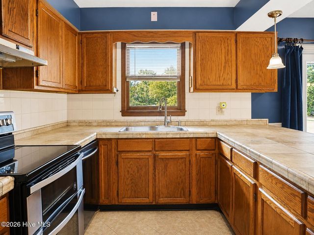 2315 Robert Hoke Road, Wilmington, NC 28412