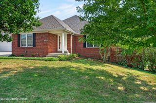 8731 Lough Dr, Louisville, KY 40291