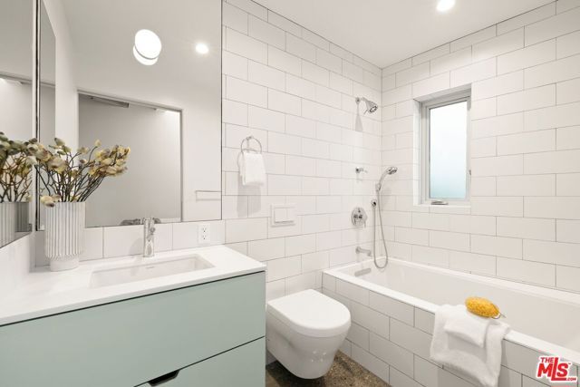 825 Palms Boulevard, Venice (los Angeles), CA 90291