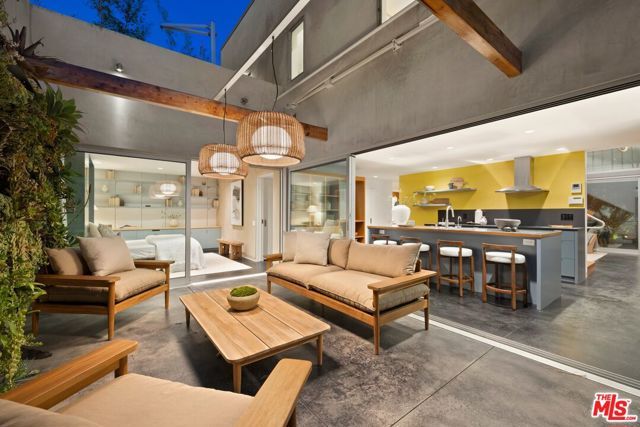 825 Palms Boulevard, Venice (los Angeles), CA 90291