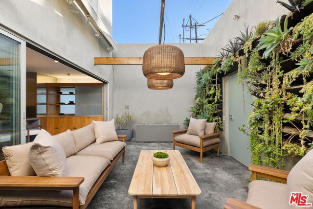 825 Palms Boulevard, Venice (los Angeles), CA 90291