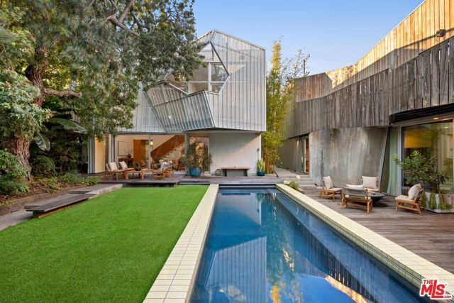 825 Palms Boulevard, Venice (los Angeles), CA 90291