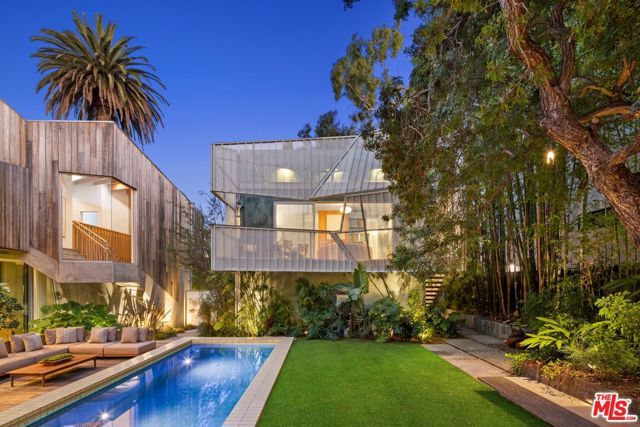 825 Palms Boulevard, Venice (los Angeles), CA 90291