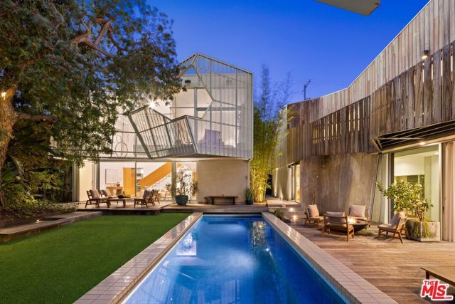 825 Palms Boulevard, Venice (los Angeles), CA 90291