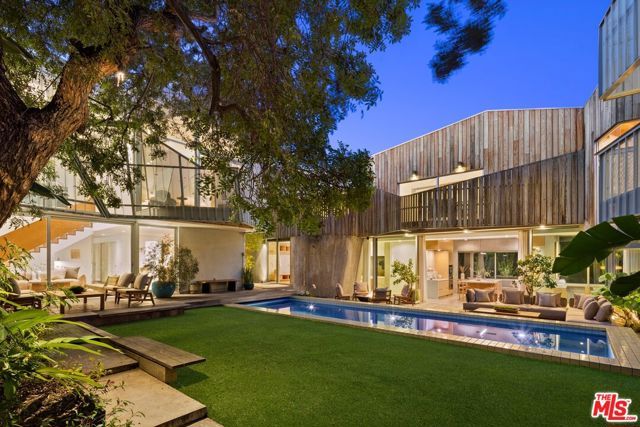 825 Palms Boulevard, Venice (los Angeles), CA 90291