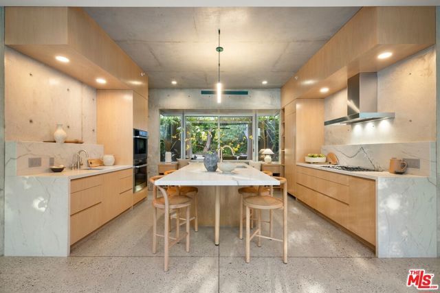 825 Palms Boulevard, Venice (los Angeles), CA 90291